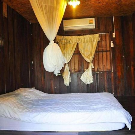 Oyo 1155 Bikers House And Enduro Tours Chiang Mai Hotel Exterior photo